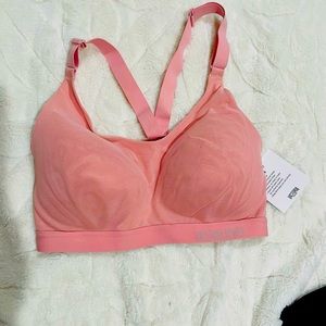 Victoria Secret Sport Bra NWT SIZE 32DD
